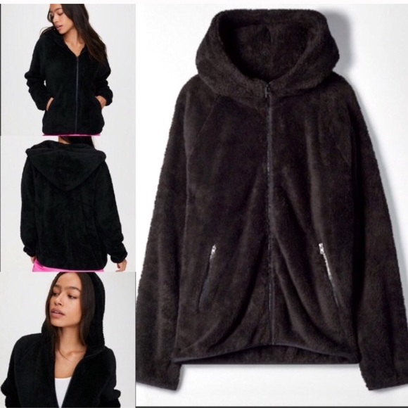 Aritzia Jackets & Blazers - ARITZIA | TNA Fuzzy Zip Up Hoodie Jacket